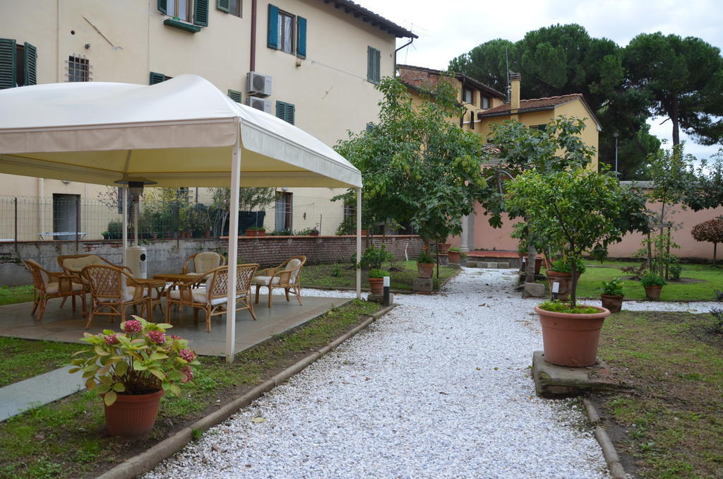 Locanda Dei Fiori Pistoia Exterior photo