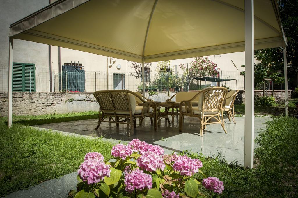 Locanda Dei Fiori Pistoia Exterior photo
