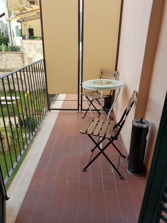 Locanda Dei Fiori Pistoia Exterior photo